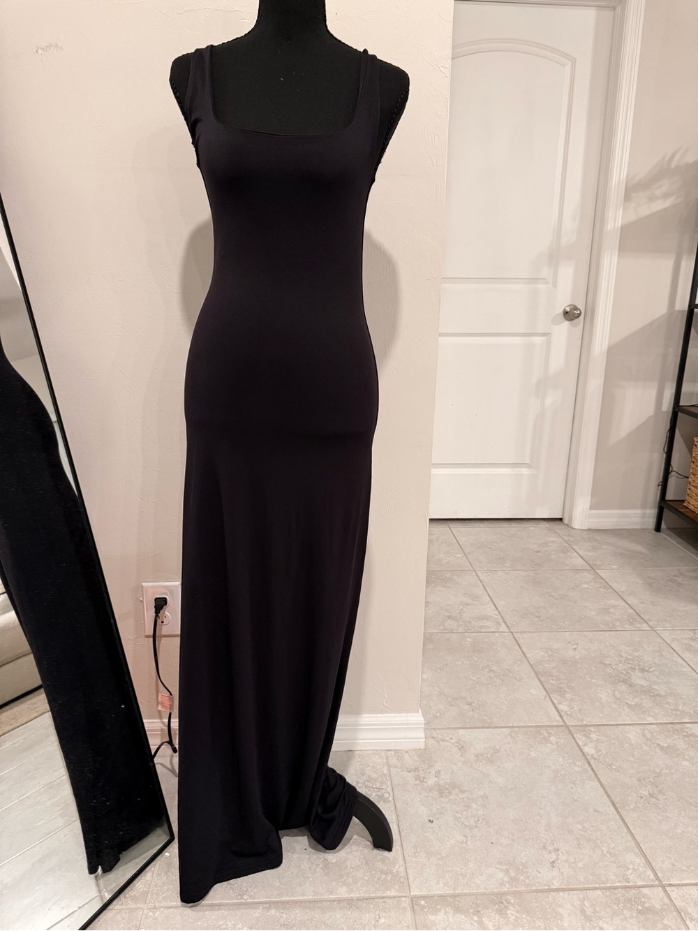 MESHKI Black Maxi Dress S Bodycon Scoop Neck Sleeveless Minimalist Stretch